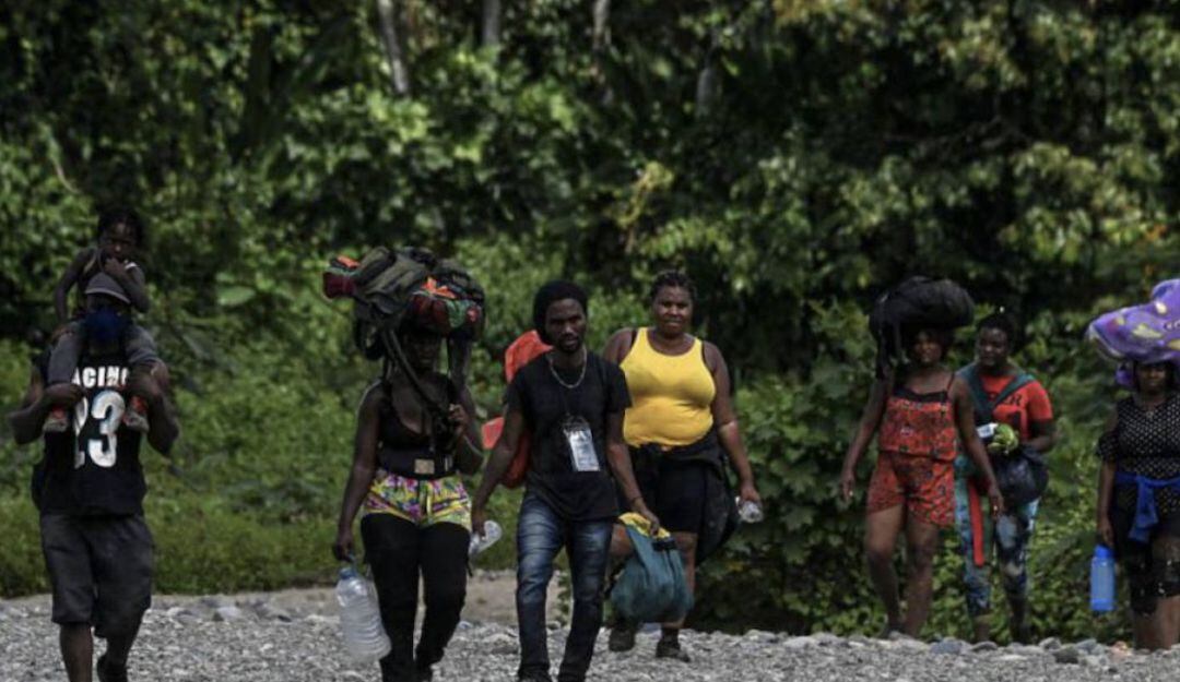 Un grupo de migrantes tras cruzar el Tapón del Darién