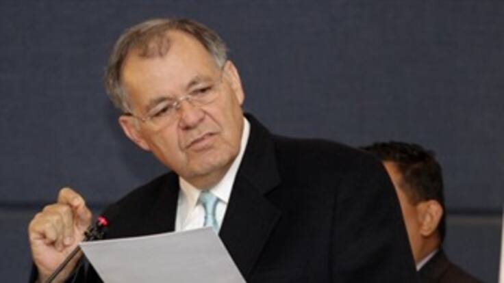 Radican proyecto que modifica poderes del procurador