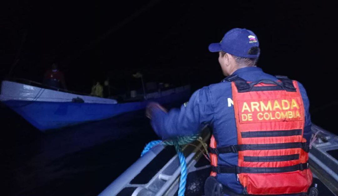 Rescate de tres pescadores en Buenaventura