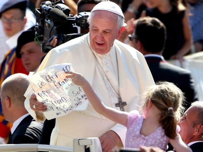 Todo lo que usted quiere saber de la visita papal al alcance de una llamada