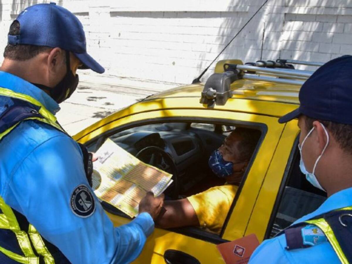 En Santa Marta implementan operativos de control al uso del taxímetro