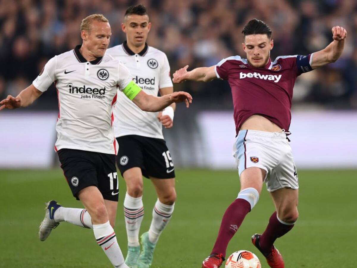 Santos Borré dio magistral asistencia en triunfo de Frankfurt ante West Ham