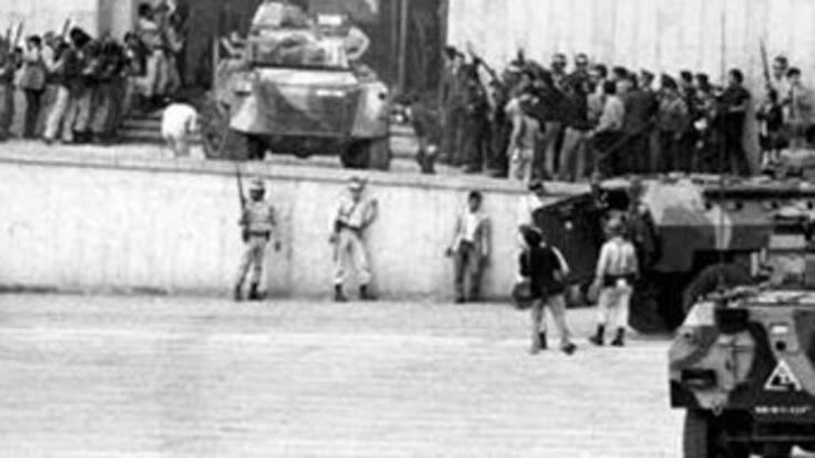 Un sector militar me vetó para asumir el caso del holocausto: abogado Ibáñez