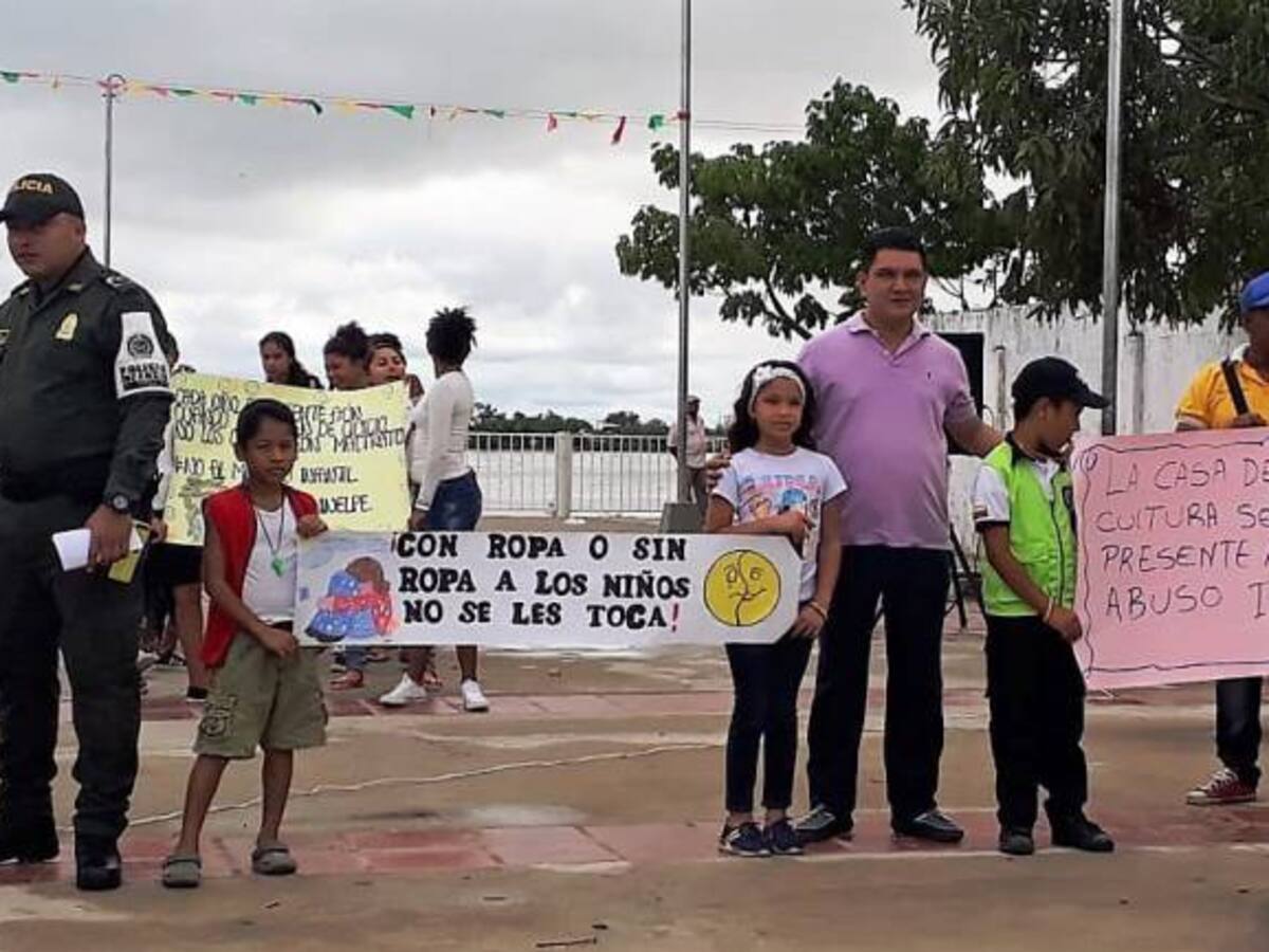 Campaña contra maltratos y violencia sexual infantil en Rocha Bolívar