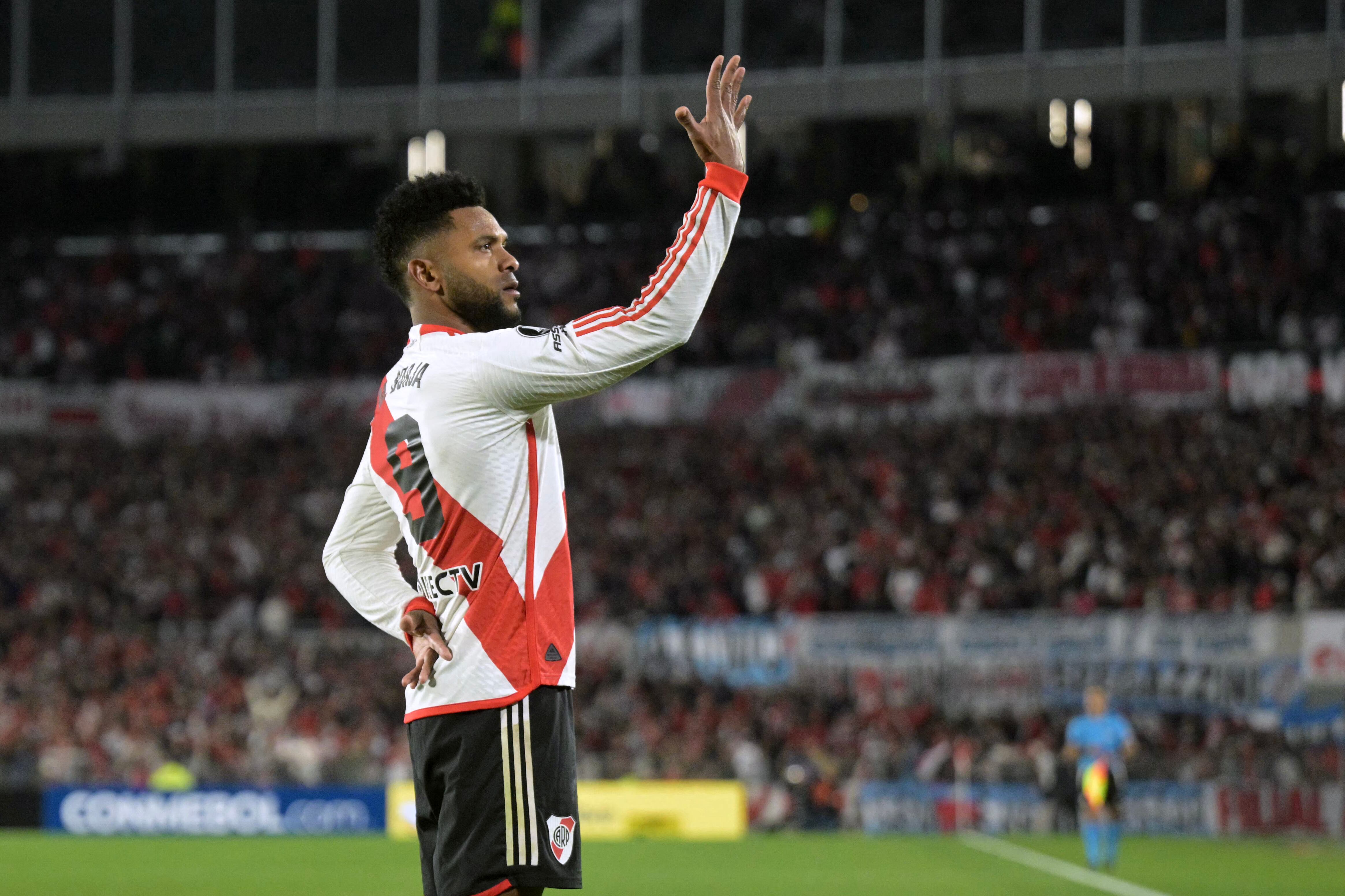 Miguel Ángel Borja y una nueva anotación con River Plate en Copa Libertadores. (Photo by JUAN MABROMATA / AFP) (Photo by JUAN MABROMATA/AFP via Getty Images)