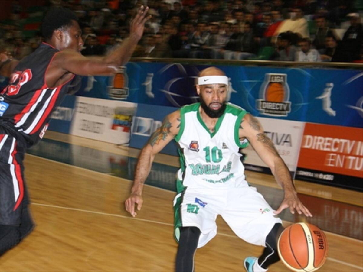 Águilas ganó el primer partido de las semifinales de la Liga de Baloncesto