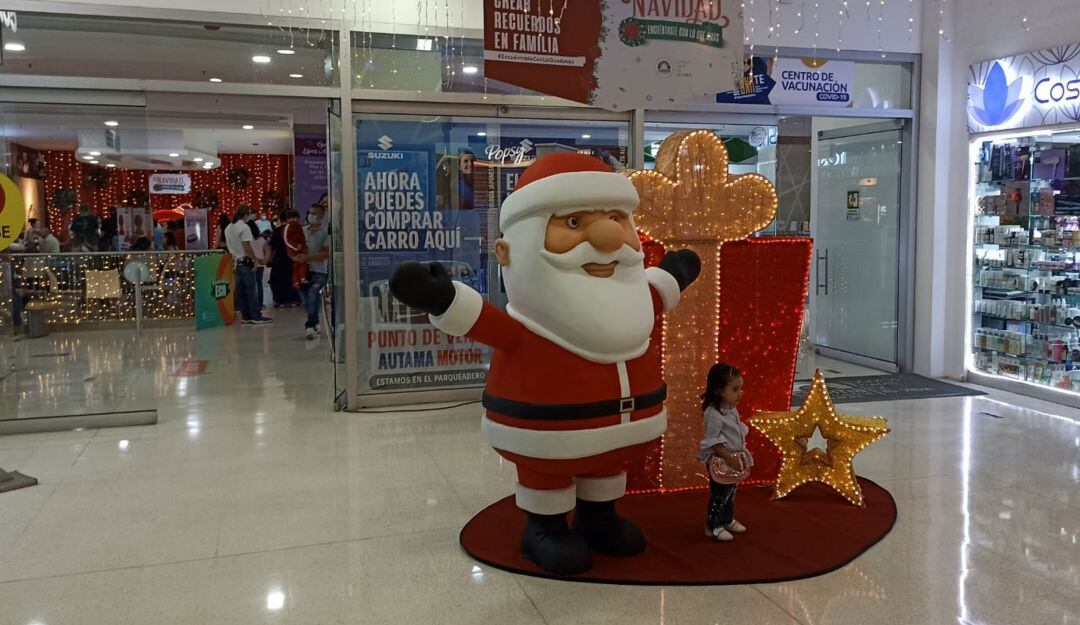 Papá Noel en el centro comercial Calima de Armenia