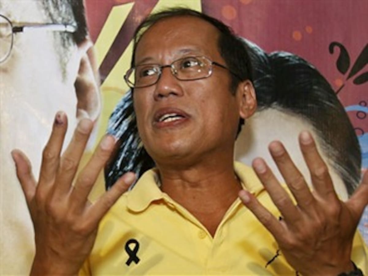 Al presidente filipino le brotó la vena del amor después de ser elegido