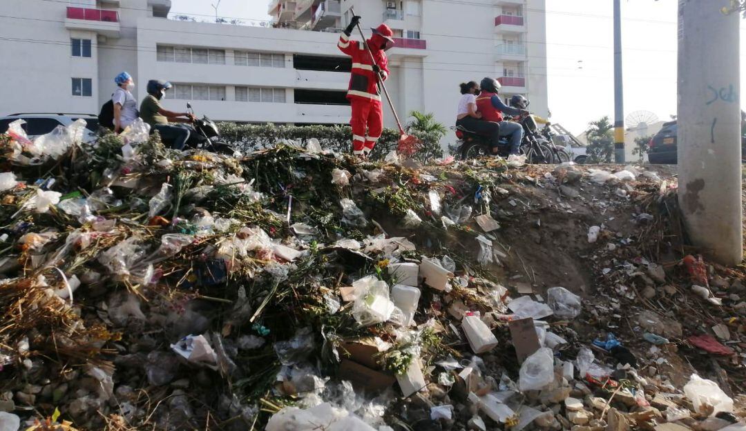36 toneladas de residuos recogió Veolia en la Avenida del Ministerio