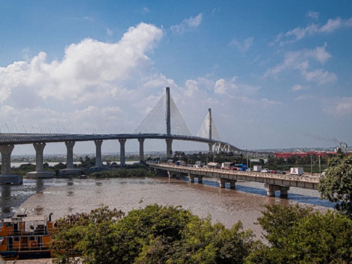 Invías niega filtraciones en el Puente Pumarejo