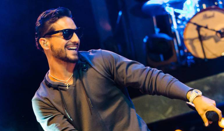 Maluma artista colombiano que lidera la cena benéfica por Méjico 