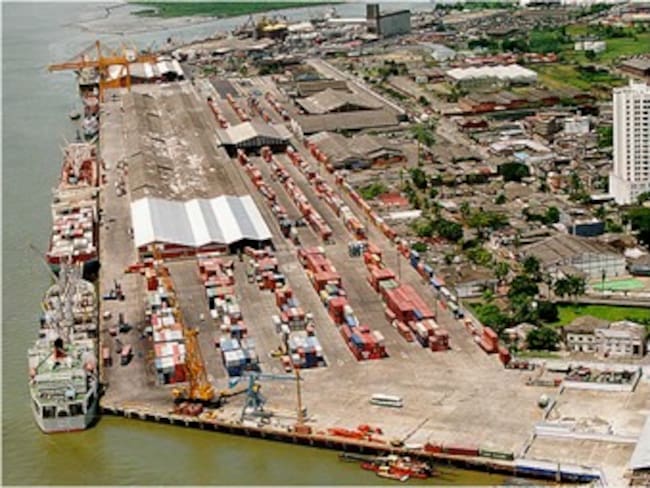 Con una inversión de 150 millones de dólares se construirán siete puertos en el país