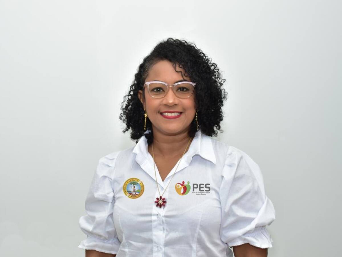 Nombran en propiedad nueva directora del Plan de Emergencia Social - Pedro Romero