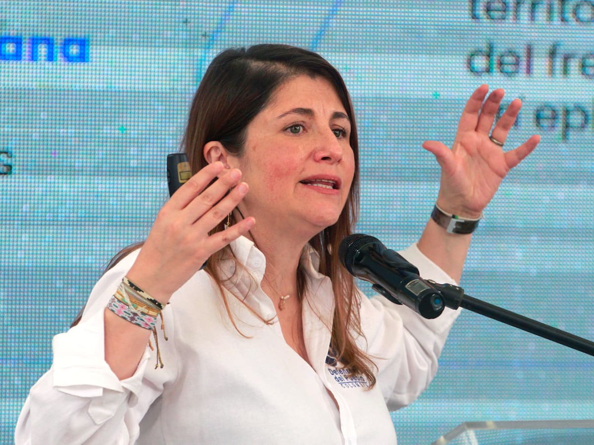 Comunicación con MinHacienda es bastante limitada: defensora del Pueblo por impagos a contratistas