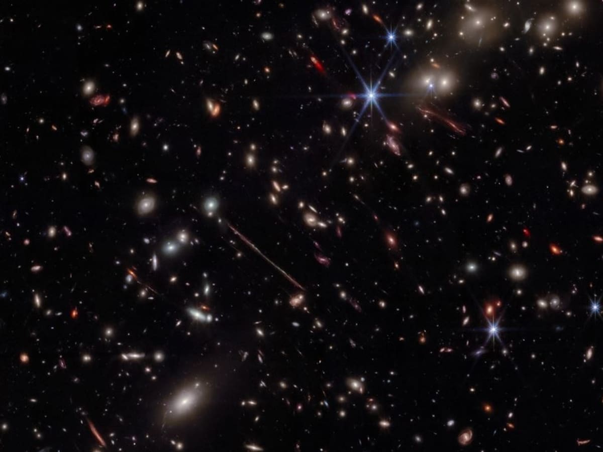 Los objetos desconocidos en cúmulo de galaxias ‘El Gordo’ que observó el telescopio Webb