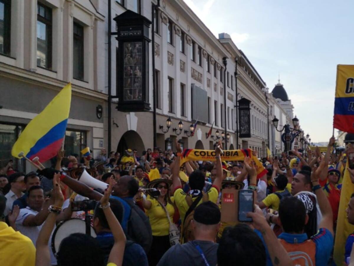 Los hinchas de Colombia se toman las calles de Kazán