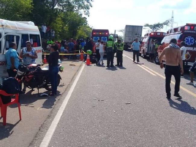 Un muerto y 13 heridos deja accidente en vía a Barrancabermeja