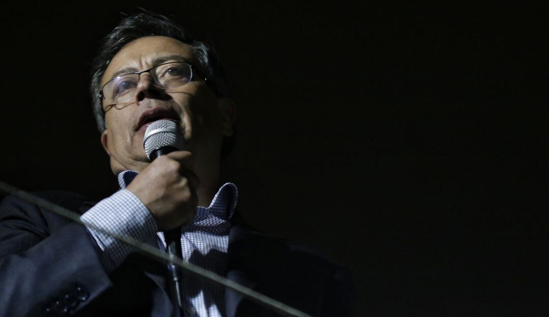 Petro denuncia que le prohibieron ingresar a la isla de Providencia 