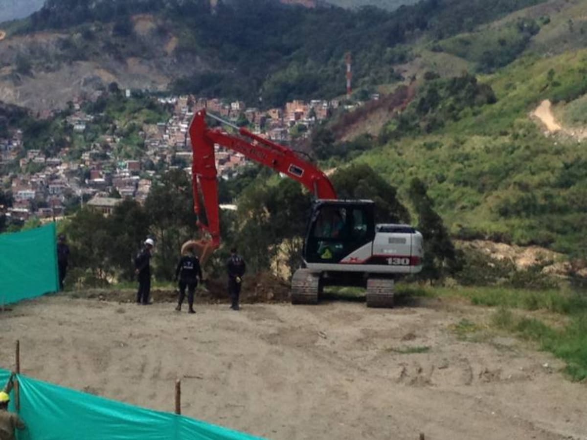 Hallan restos óseos de seres humanos en una ladrillera de Medellín