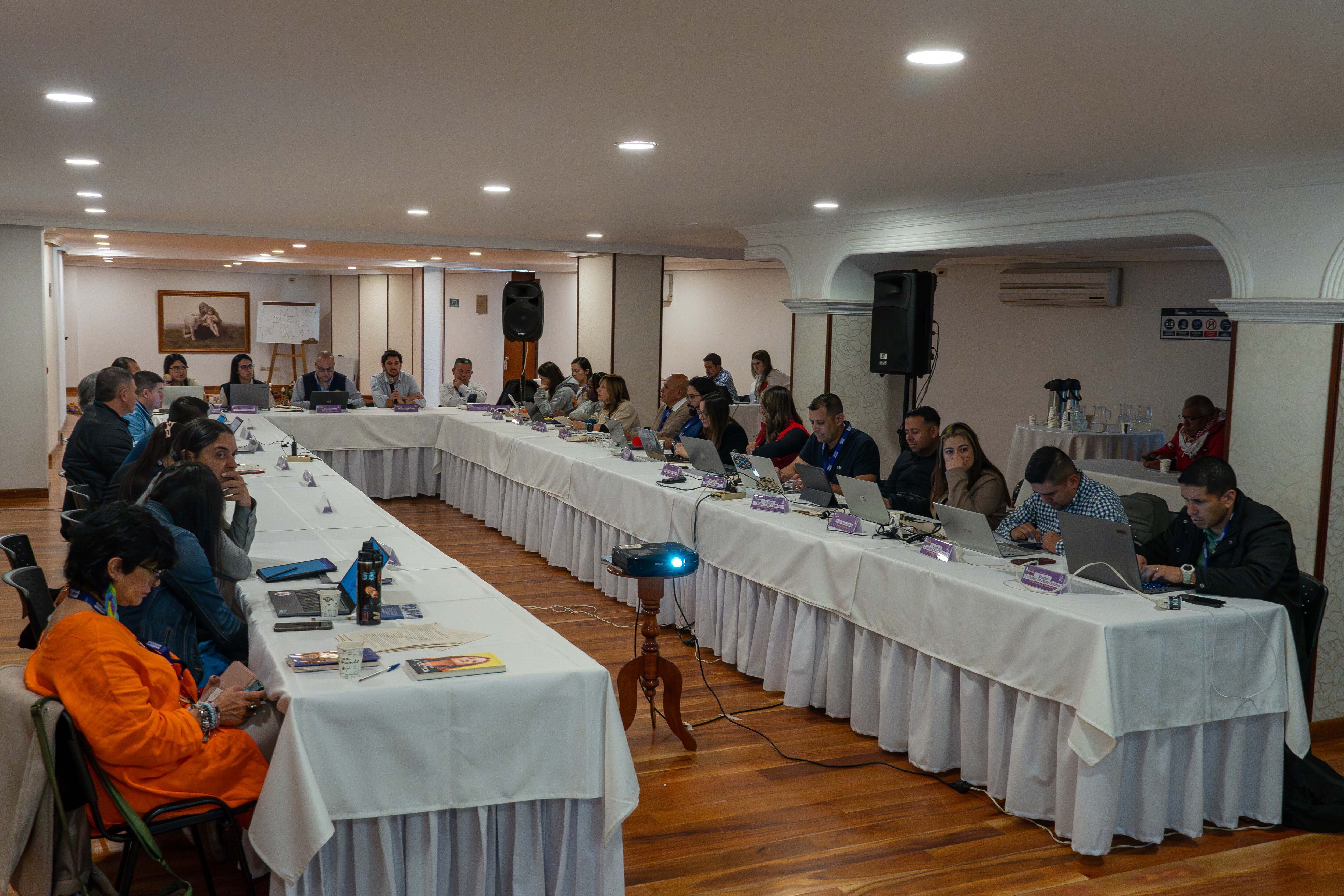 Proceso de Paz entre el Gobierno y Comuneros del Sur