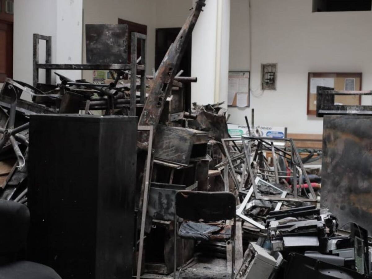 “Fue un ataque premeditado”: alcalde de Jamundí sobre quema de archivos