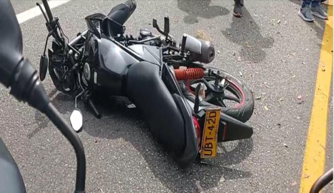 Una mujer muerta y un herido dejó accidente en la autopista a Floridablanca