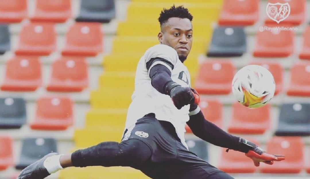 Iván Mauricio Arboleda, portero colombiano, durante un entrenamiento con el Rayo Vallecano.