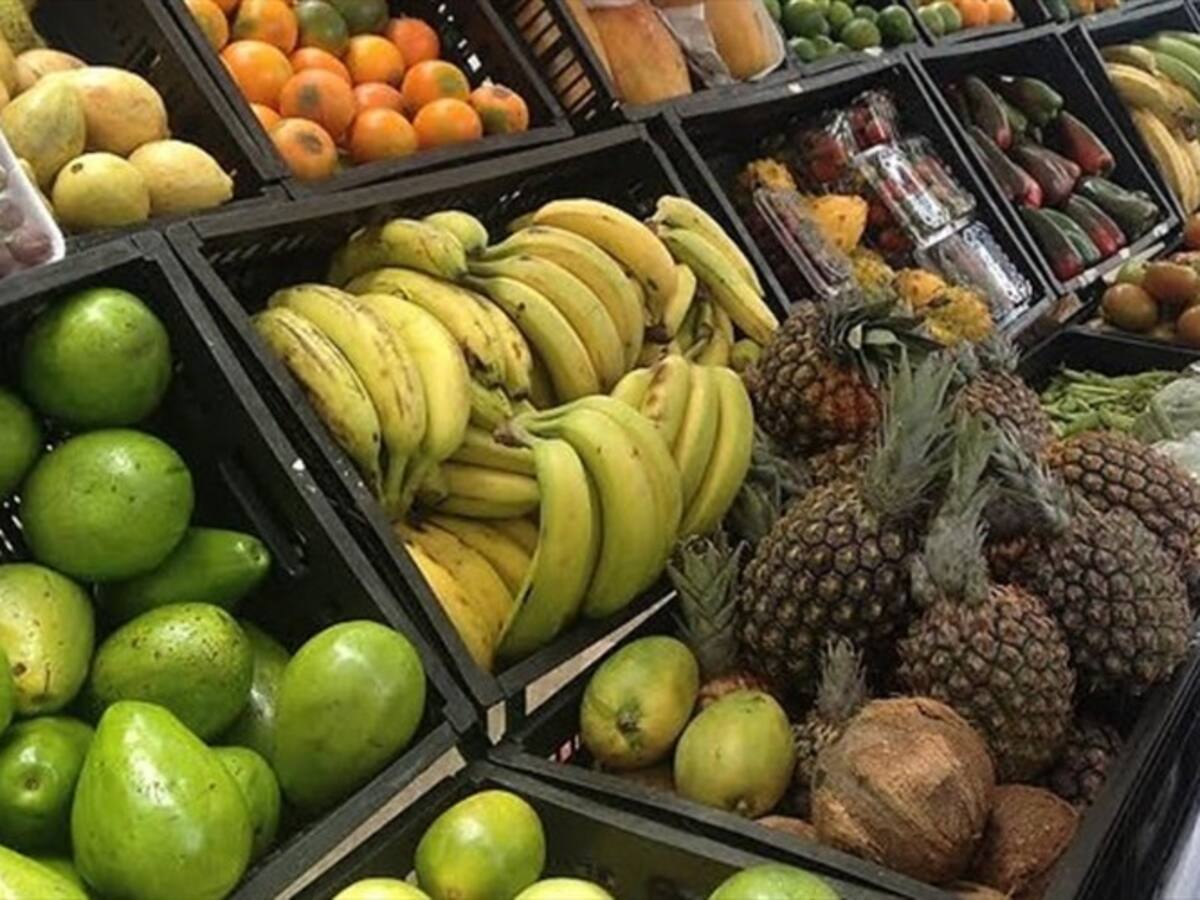 Santos anunció que la SIC investiga un 'cartel de las frutas' en Bogotá