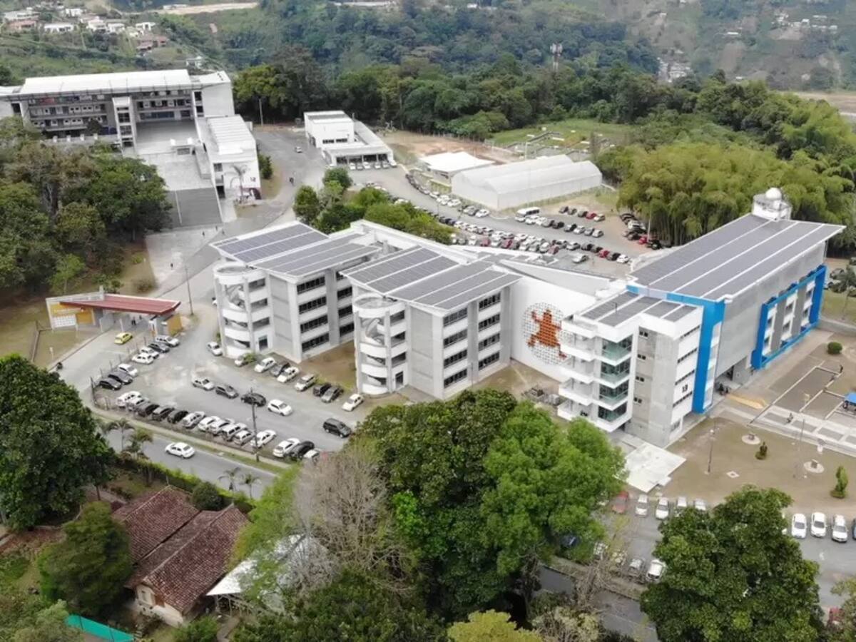 Ratifican sanción de Mintrabajo a la UTP por incumplimientos a convenio con Sintraunicol