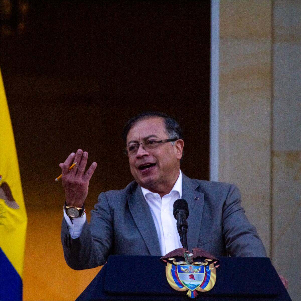 “No me veo con un látigo pegándole a los migrantes”: presidente Petro.