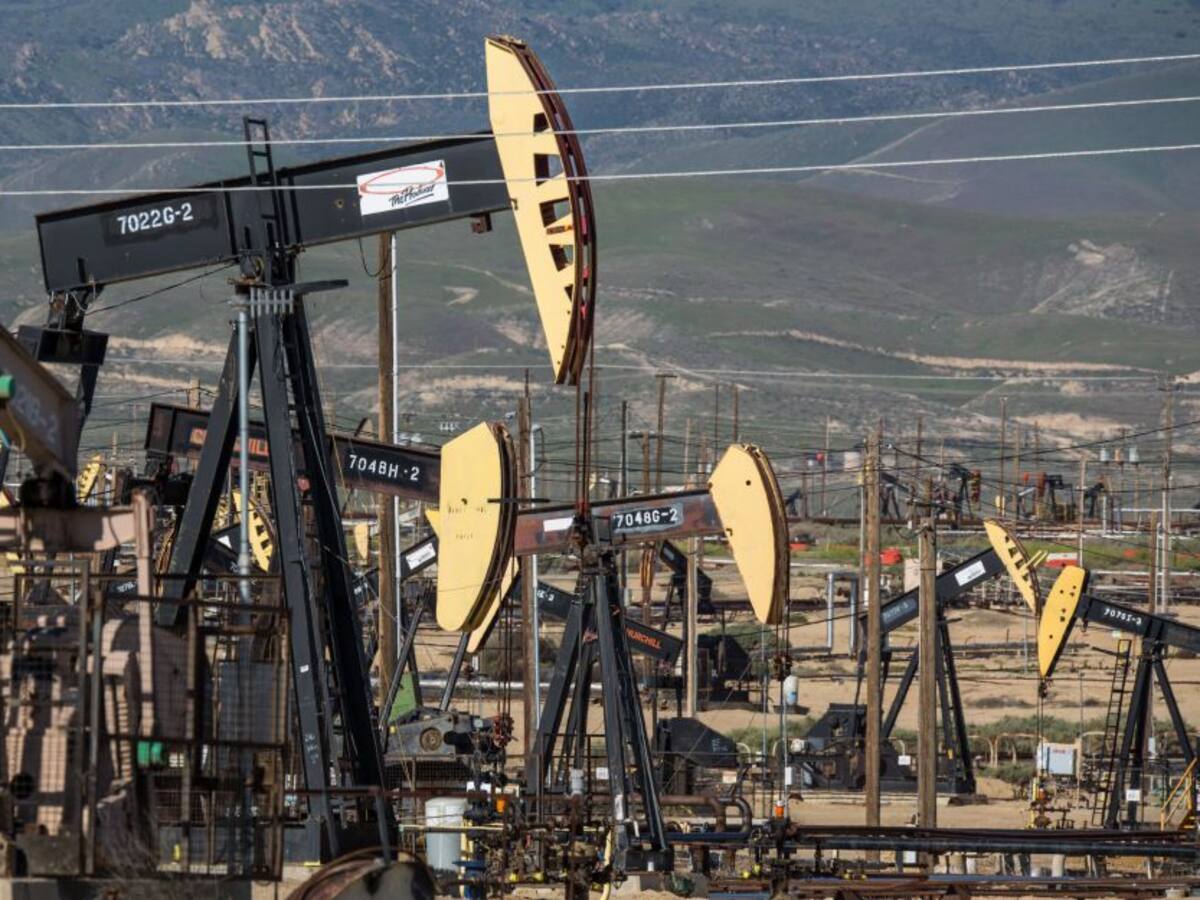 Valor del petróleo repunta tras conversaciones entre China y Estados Unidos sobre aranceles