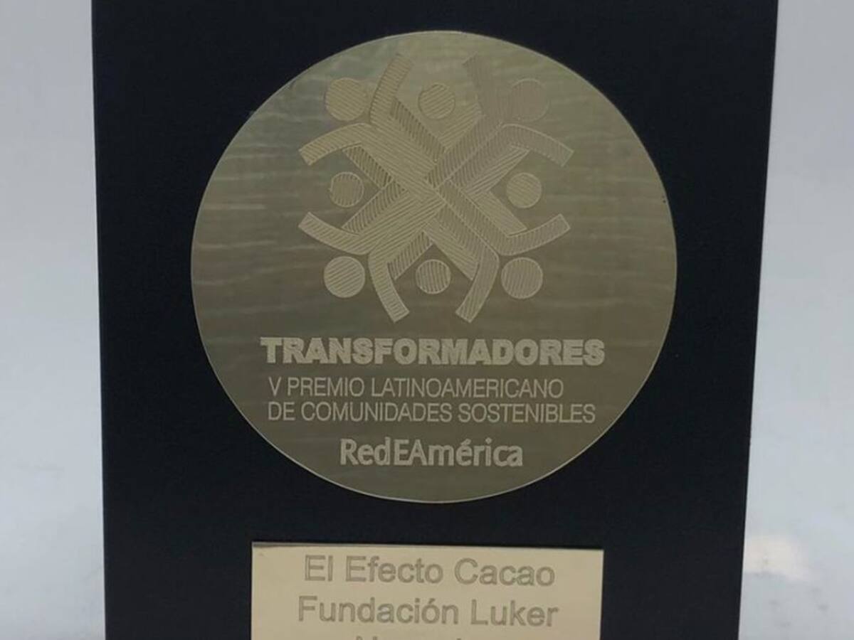 Fundación Luker recibió premio "Transformadores" otorgado por RedEAmérica
