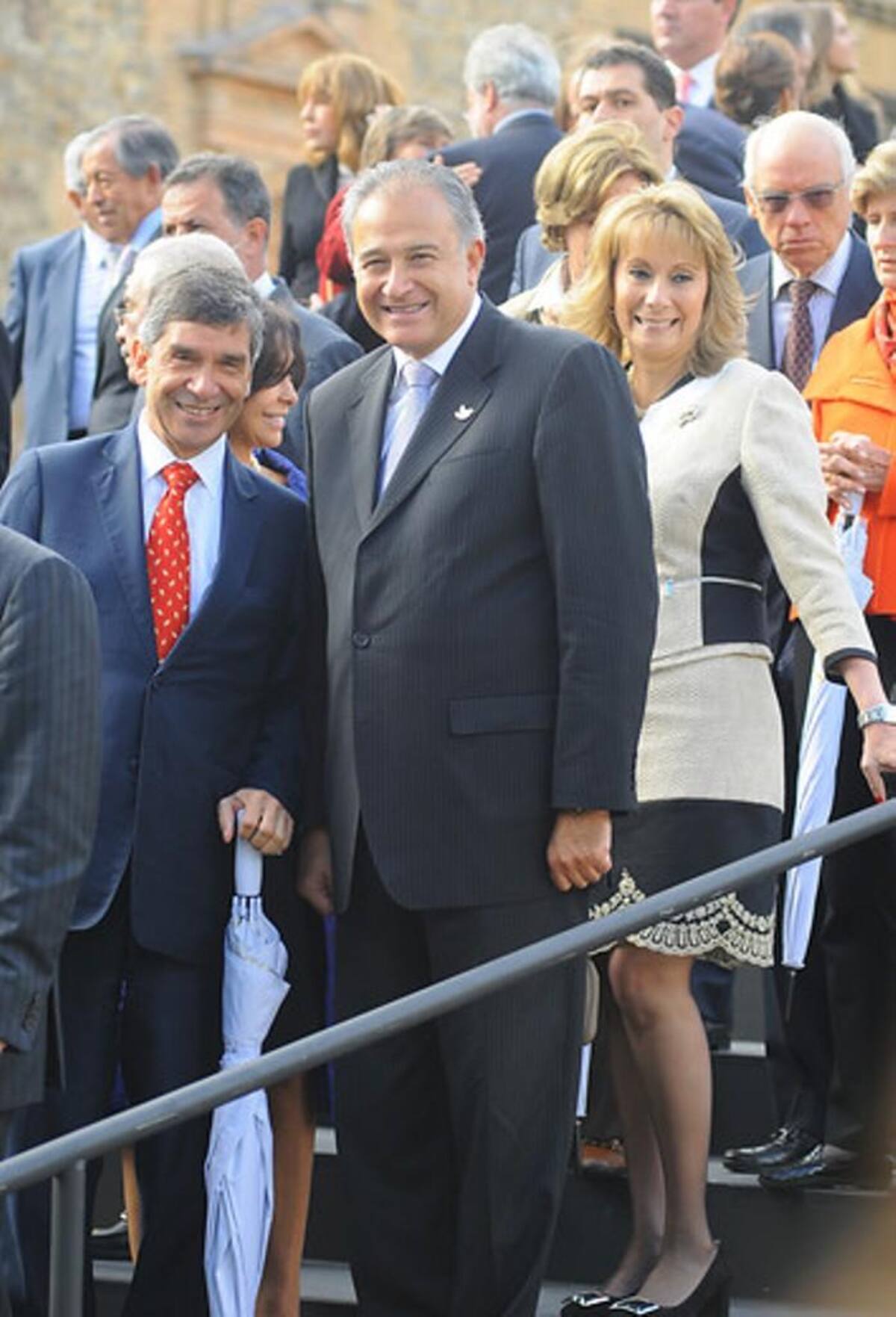 Así vistieron los asistentes a la ceremonia.