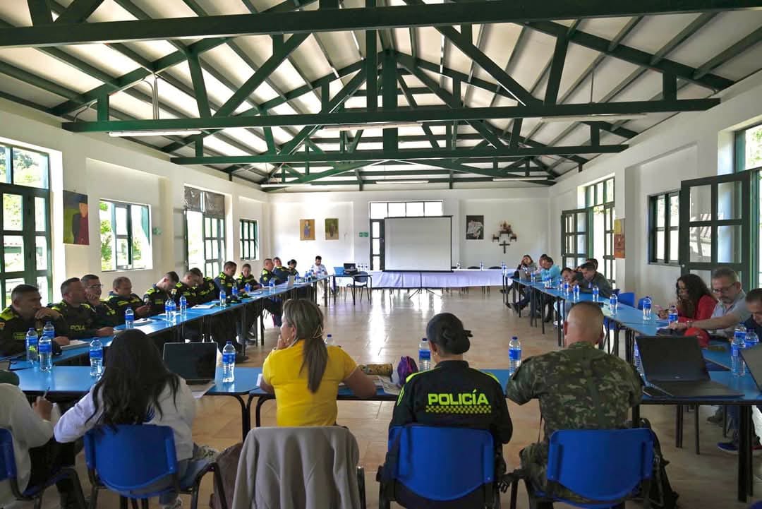 En Villa de Leyva se realizó un Consejo de Seguridad en el que se analizaron varios temas con miras a la Cumbre de Gobernadores / Foto: Alcaldía de Villa de Leyva.