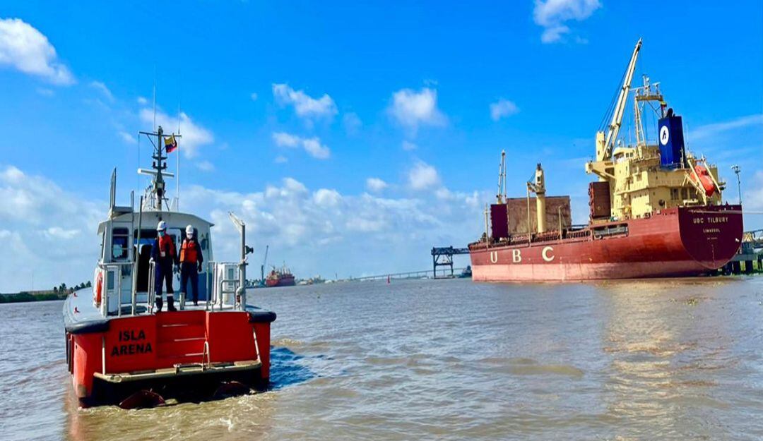 Canal de acceso al Puerto de Barranquilla.