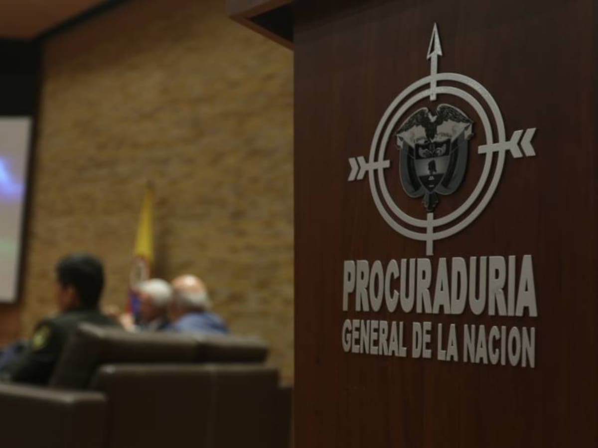 Investigan a funcionarios de 3 ministerios por presuntas irregularidades