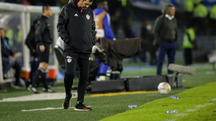 Arturo Reyes no entra en polémica con el Bolillo: Para mí Junior es pasado