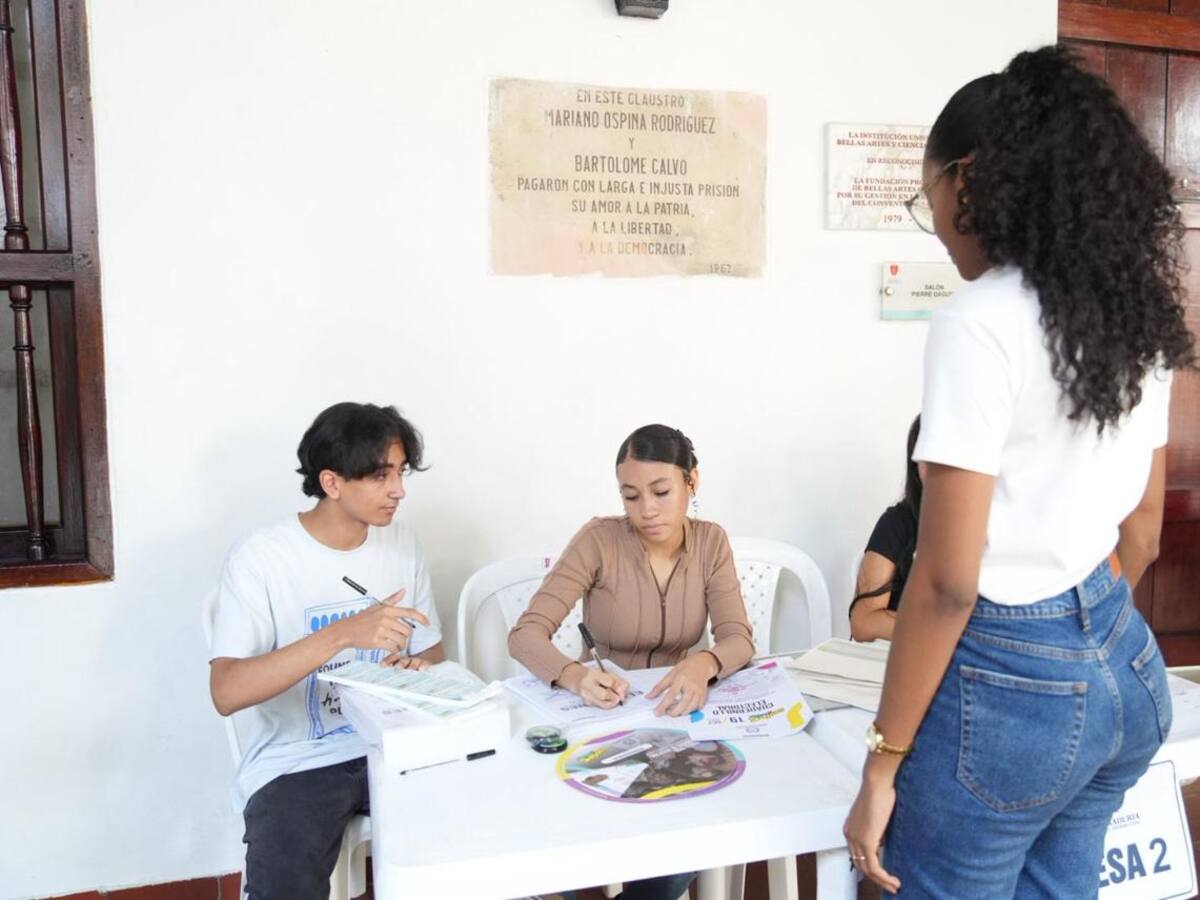 Jornada electoral en Cartagena: ordenadas y sin contratiempos