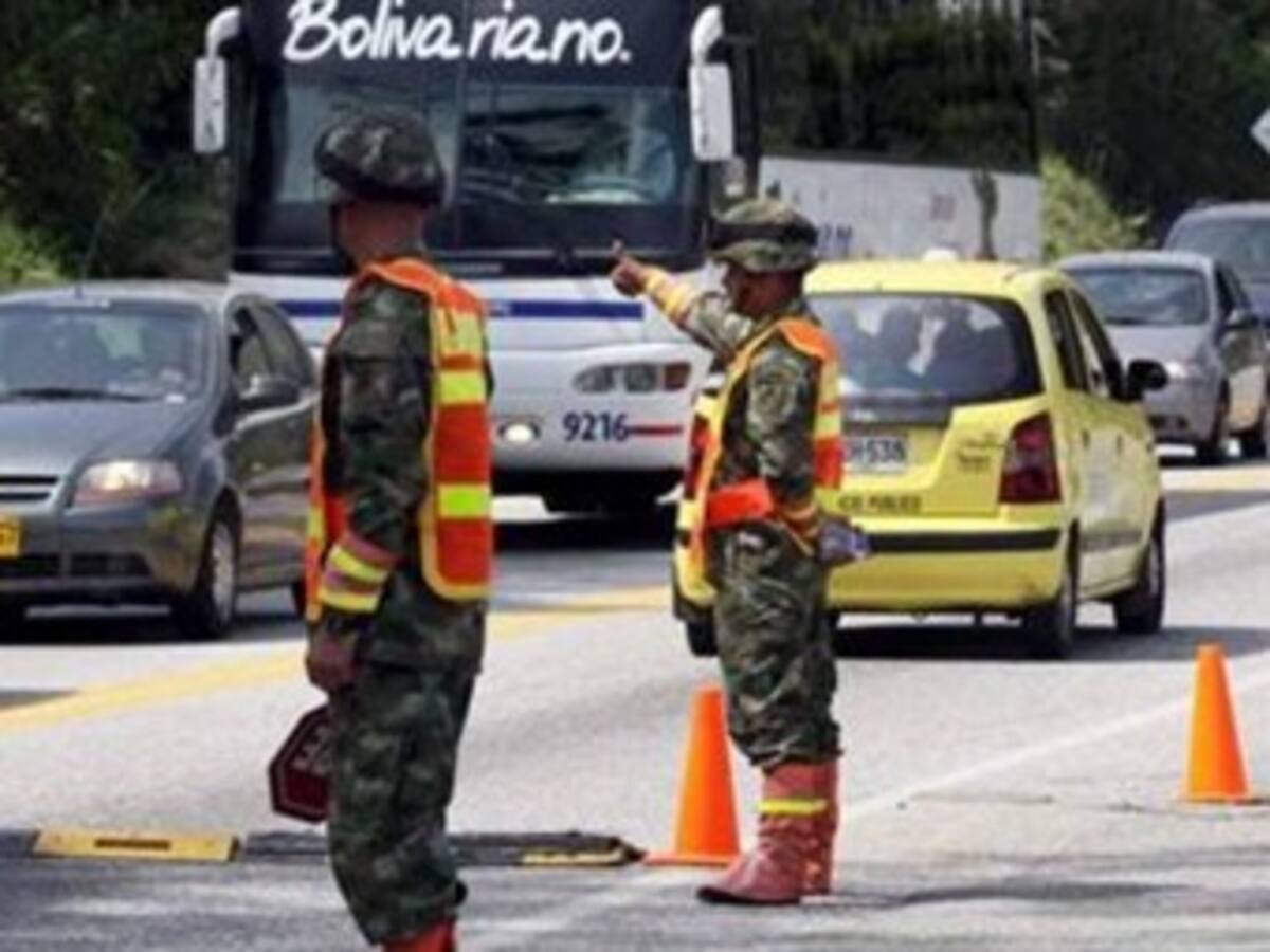Cabecilla de “Los urabeños” manejaba un taxi cuando fue capturado