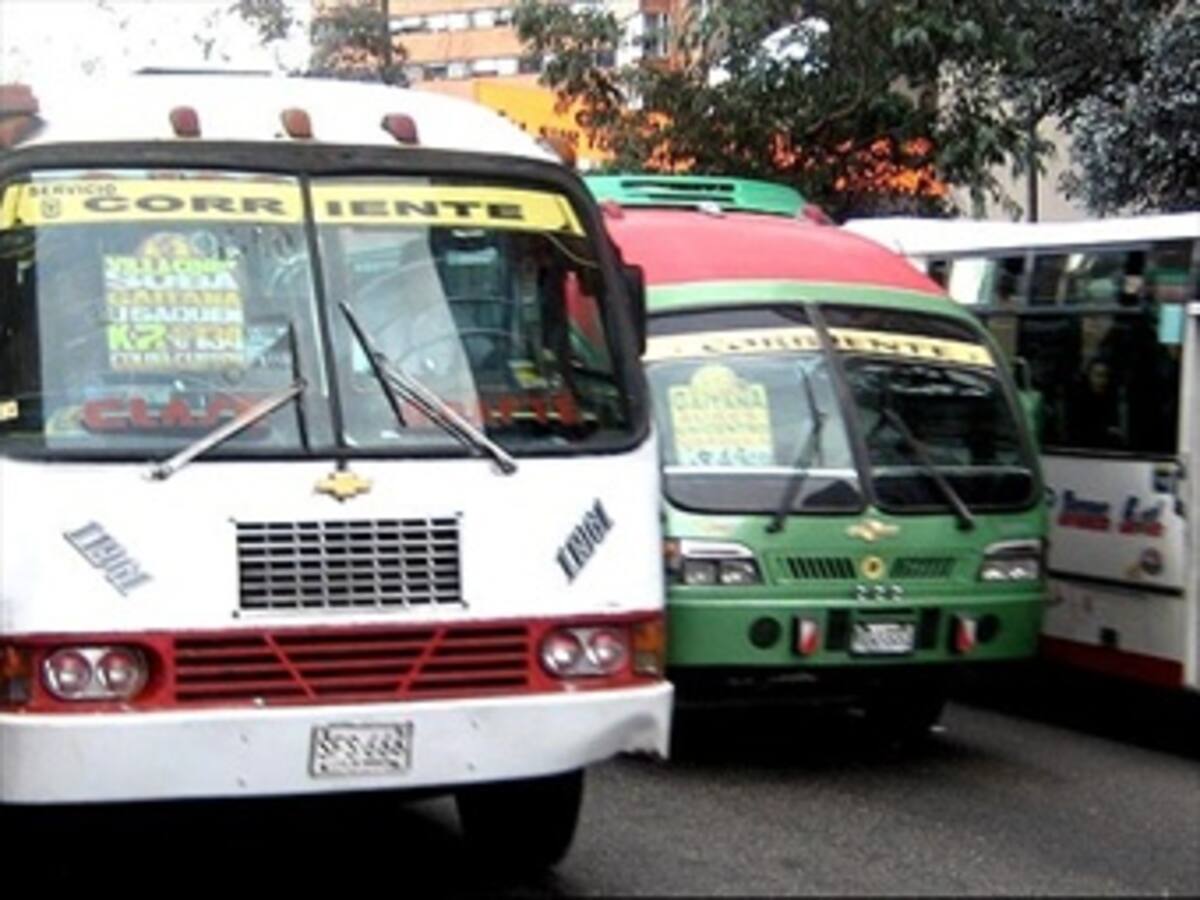 Implementar Sitp totalmente para aplicar pico y placa a buses: concejales