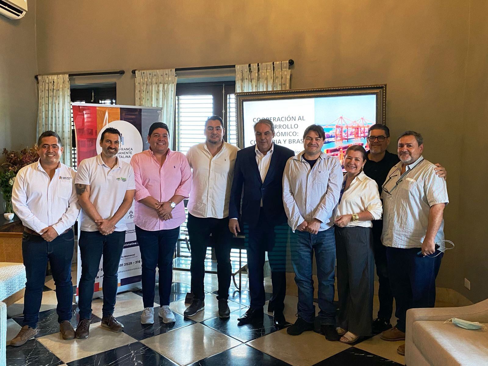 Zona Franca Cristalina y Cemento País protagonizan sinergias con empresarios brasileros