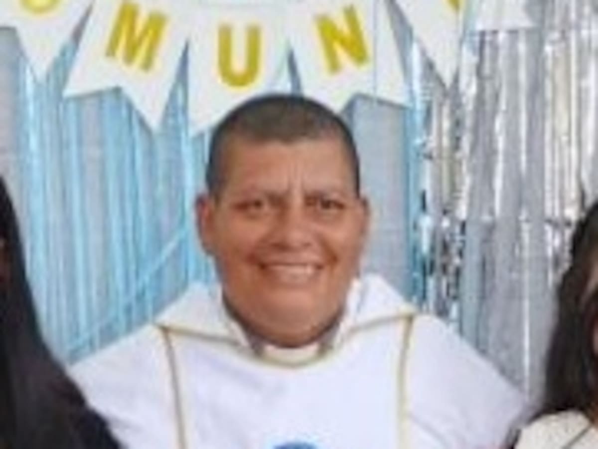 Soy sacerdote pero no de la iglesia católica, apostólica y romana de Armenia: Padre Guillermo Zapata