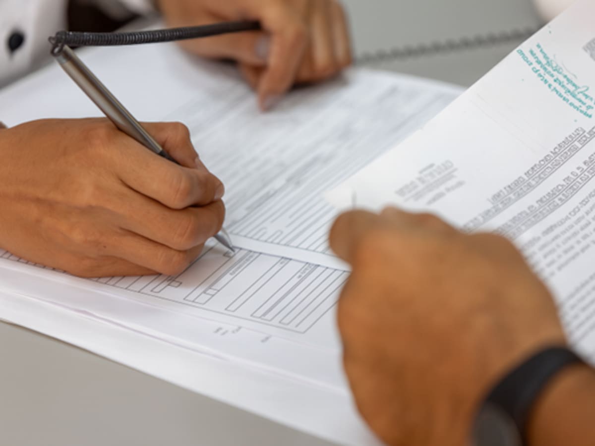 ¡Histórico! Docentes pensionados podrán acceder a una prima de medio año tras 36 años de pleito