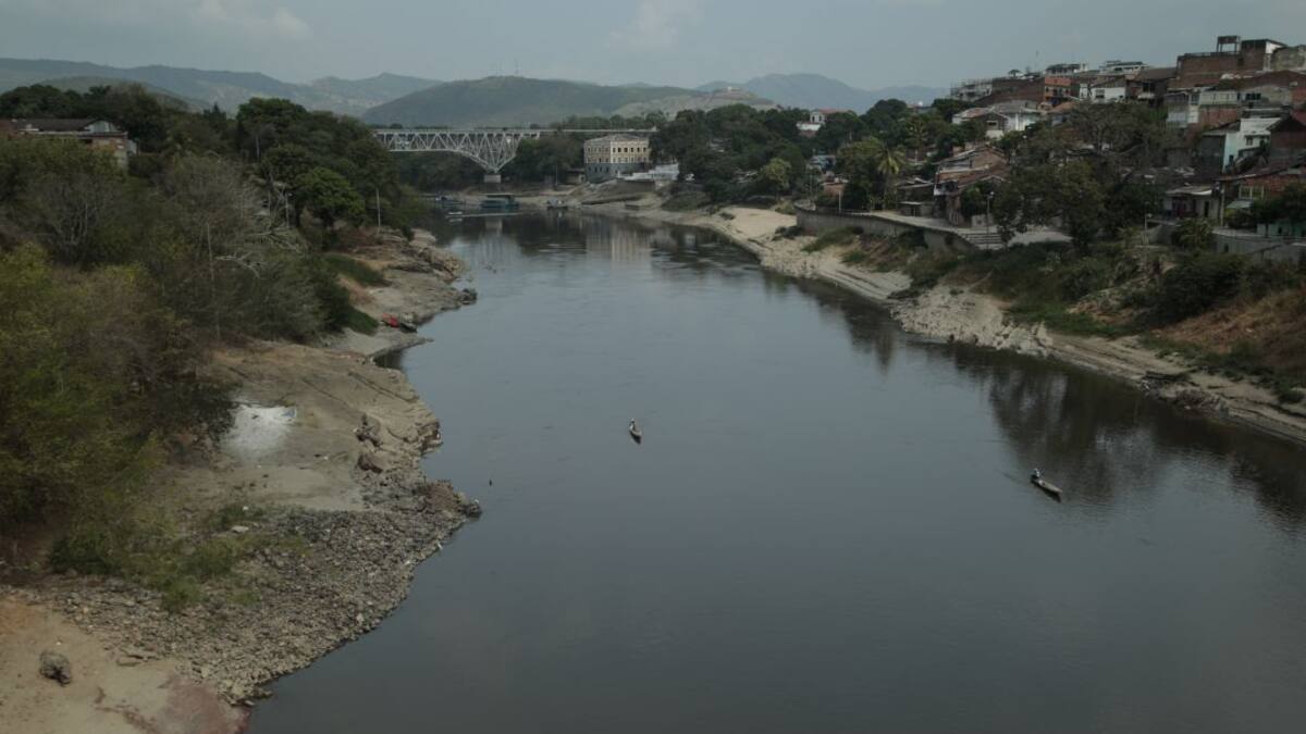 CONCEJAL DE GIRARDOT RECHAZA PROYECTO MINERO EN EL RÍO MAGDALENA