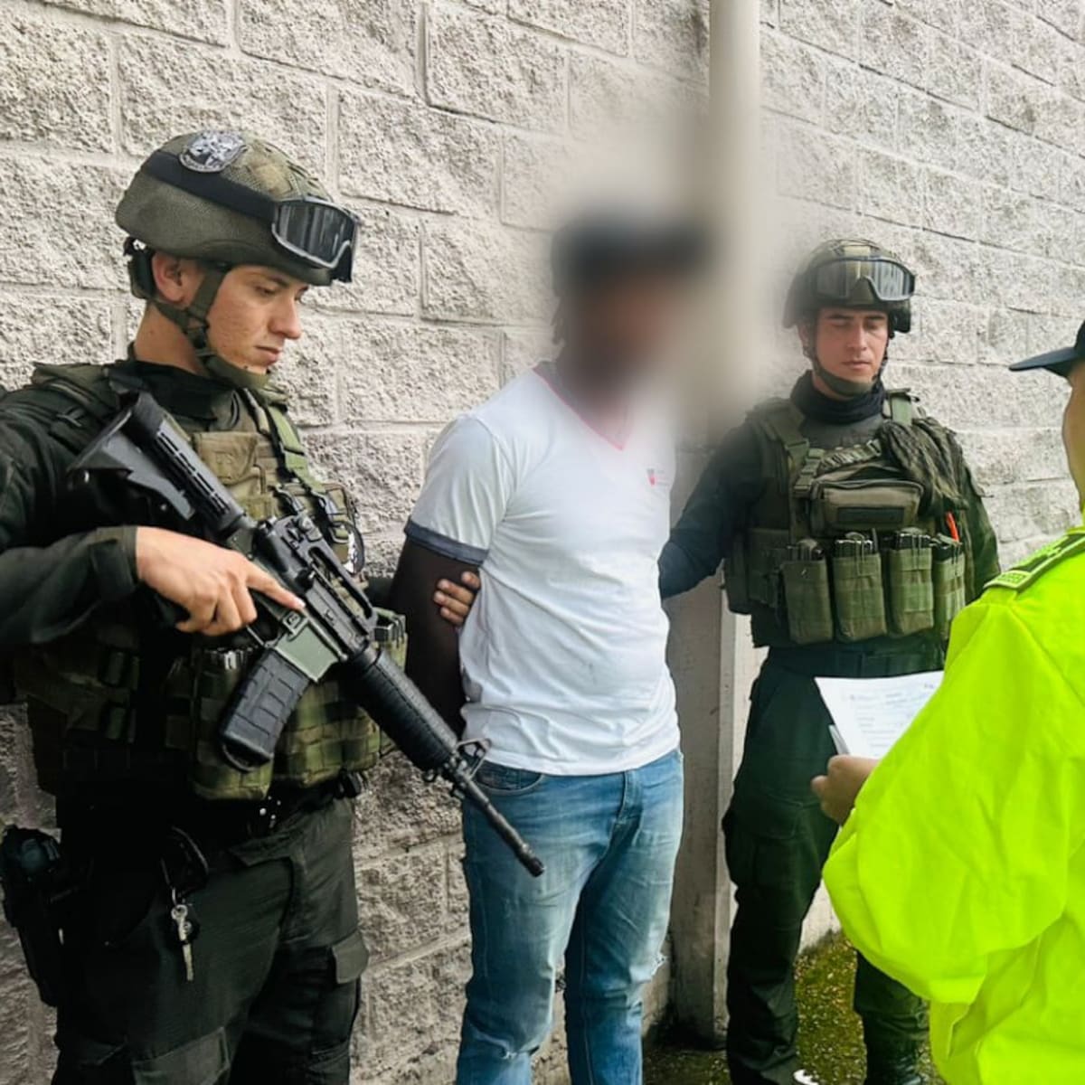 Cayó en Jamundí disidente Farc de Iván Mordisco encargado de lanzar explosivos con drones