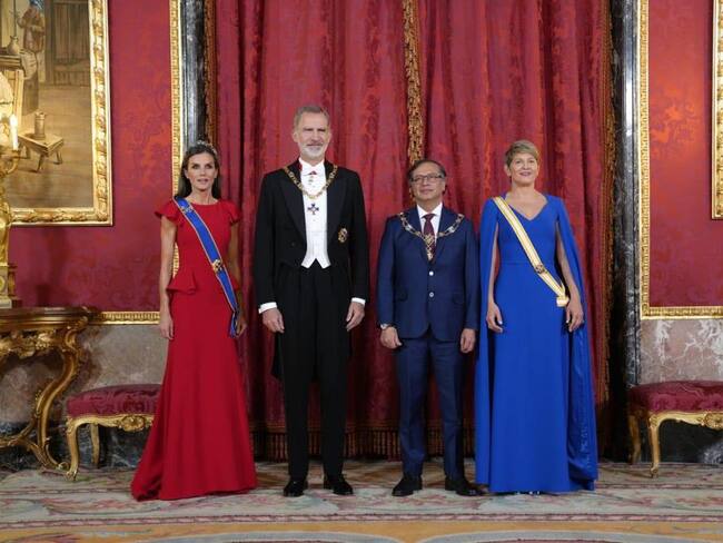 Reina Letizia, rey Felipe VI, presidente Gustavo Petro y primera dama, Verónica Alcocer | Foto: W Radio