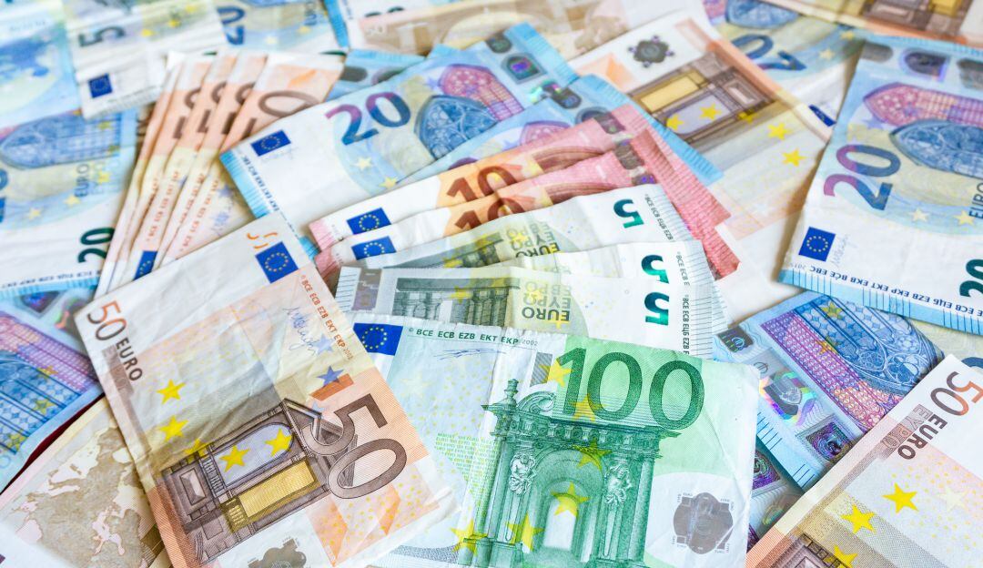 Así cerró el euro este miércoles 13 de abril