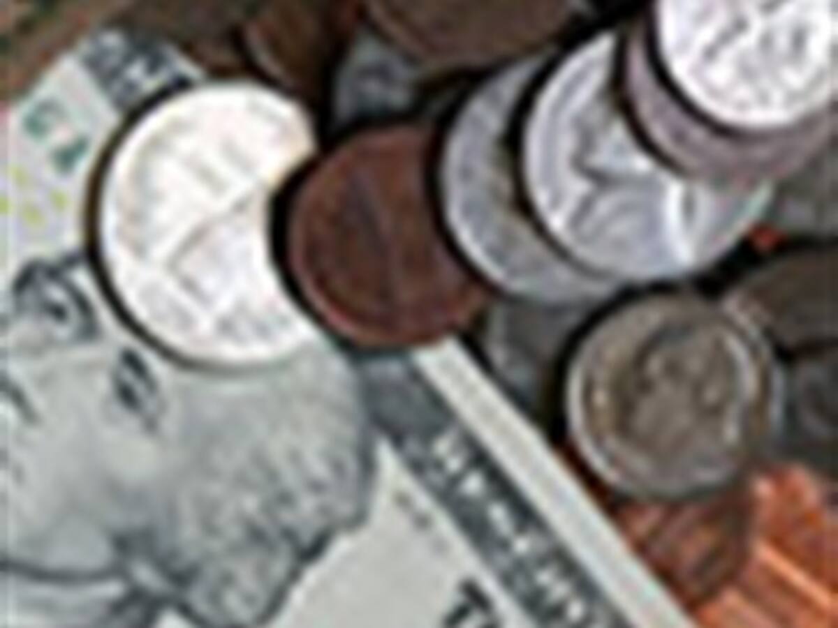 Reducción de intereses apenas 'movió' el dólar