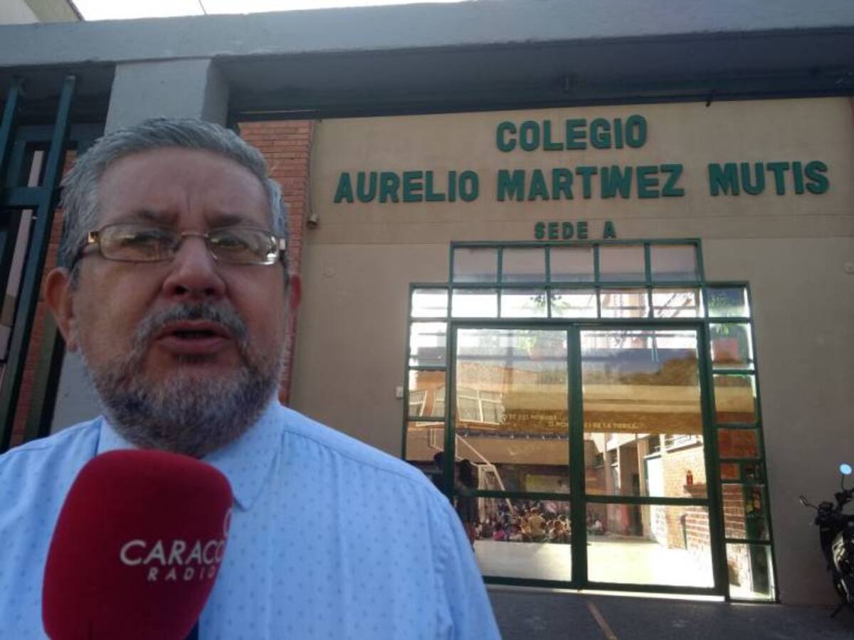 Video: En el Aurelio no entraron a clases por cambio de rectores