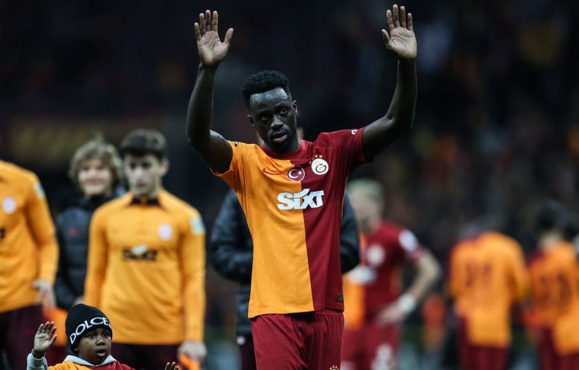 Davinson Sánchez en el Galatasaray / Getty Images